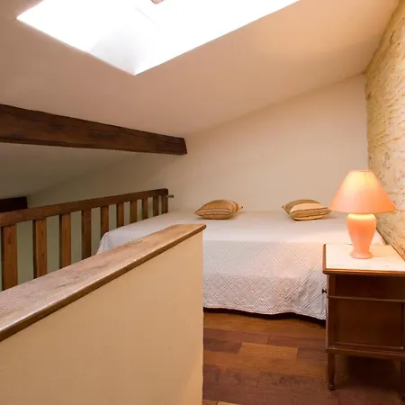 De La Ferme Lamy מלון