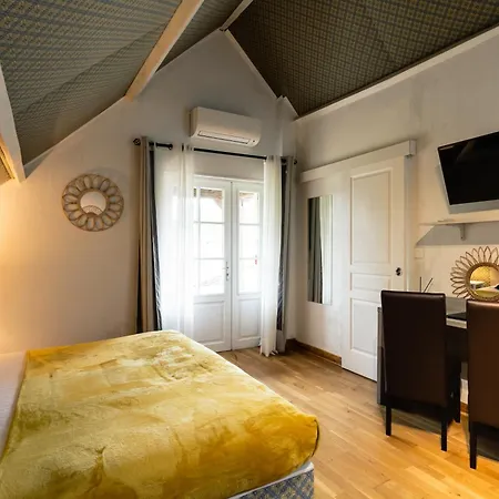 فندق De La Ferme Lamy 3*