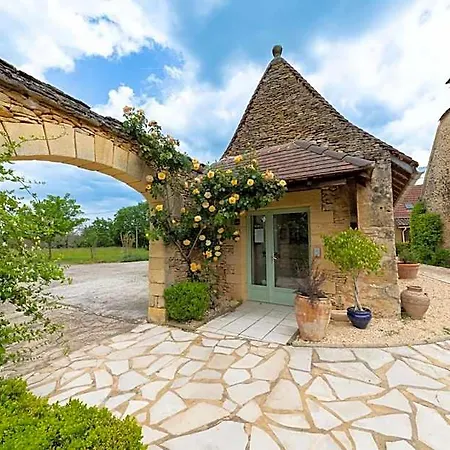 De La Ferme Lamy Hotel