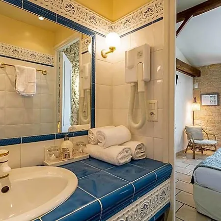De La Ferme Lamy Hotel
